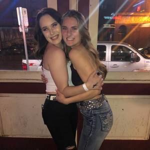 Meet your Posher, Jade